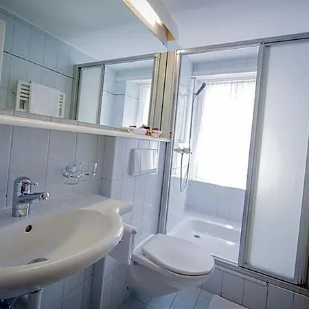 Hotel Heilquelle-leukerbad-therme Loèche-les-Bains