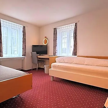 Hotel Heilquelle-leukerbad-therme 3*