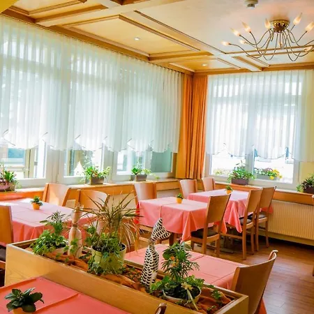 Hotel Heilquelle-leukerbad-therme Leukerbad