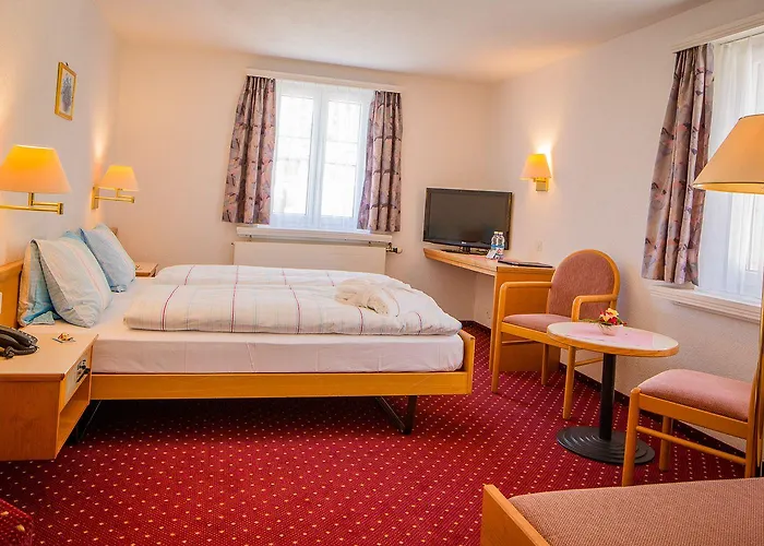 Heilquelle-leukerbad-therme 3*