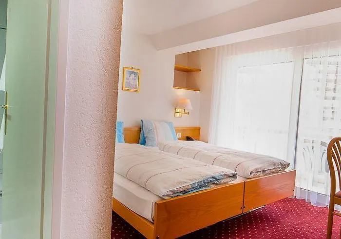 Otel Heilquelle-leukerbad-therme 3*